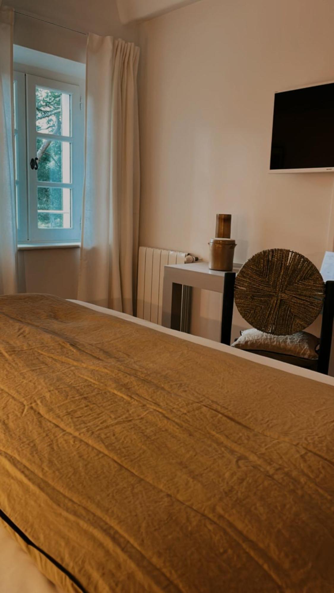 Le Cigalon Bed and Breakfast Le Beausset Rum bild